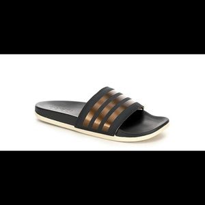 Adidas women’s adilette comfort slide sandal
